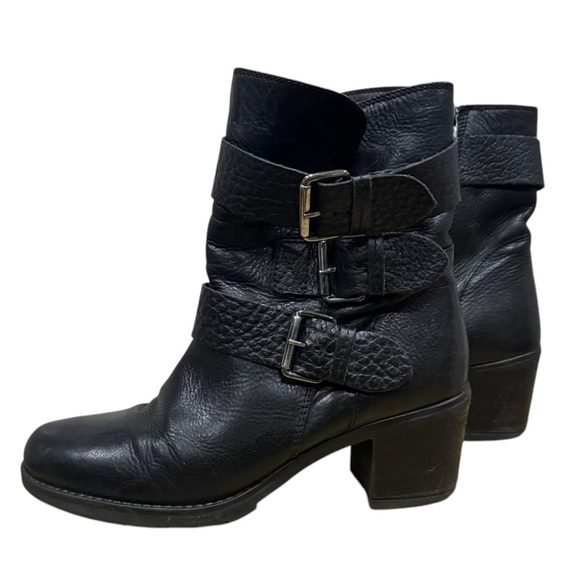 Clarks 1825 Black Leather Ankle Biker Boots Triple Buckle Zipper Women Size 8.5M - Picture 4 of 12